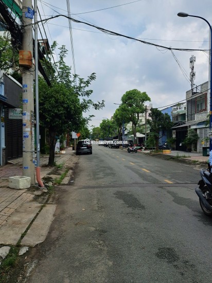 Nhà mặt tiền đường Lê Thị Ánh, Tân Thới Nhất, Q12, 4 x 19m, 13tr